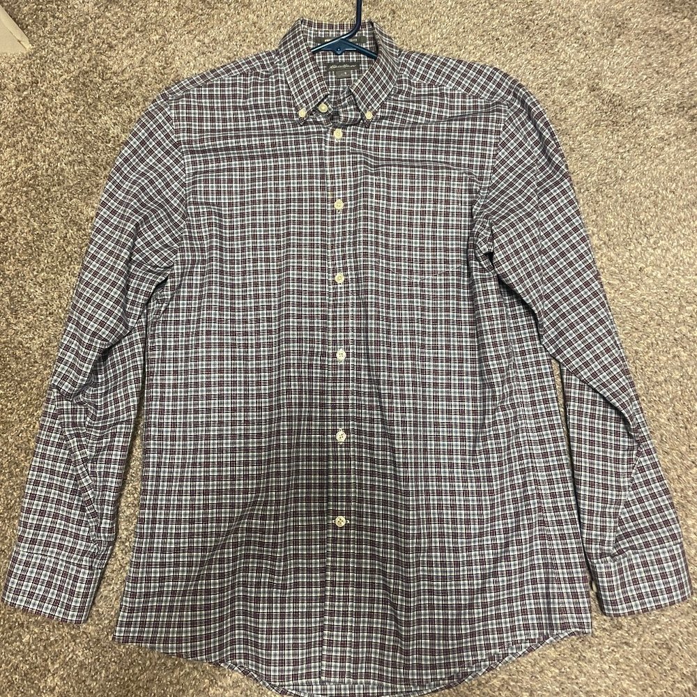 Eddie Bauer Wrinkle Free Relaxed Fit Men's Small Plaid Flannel